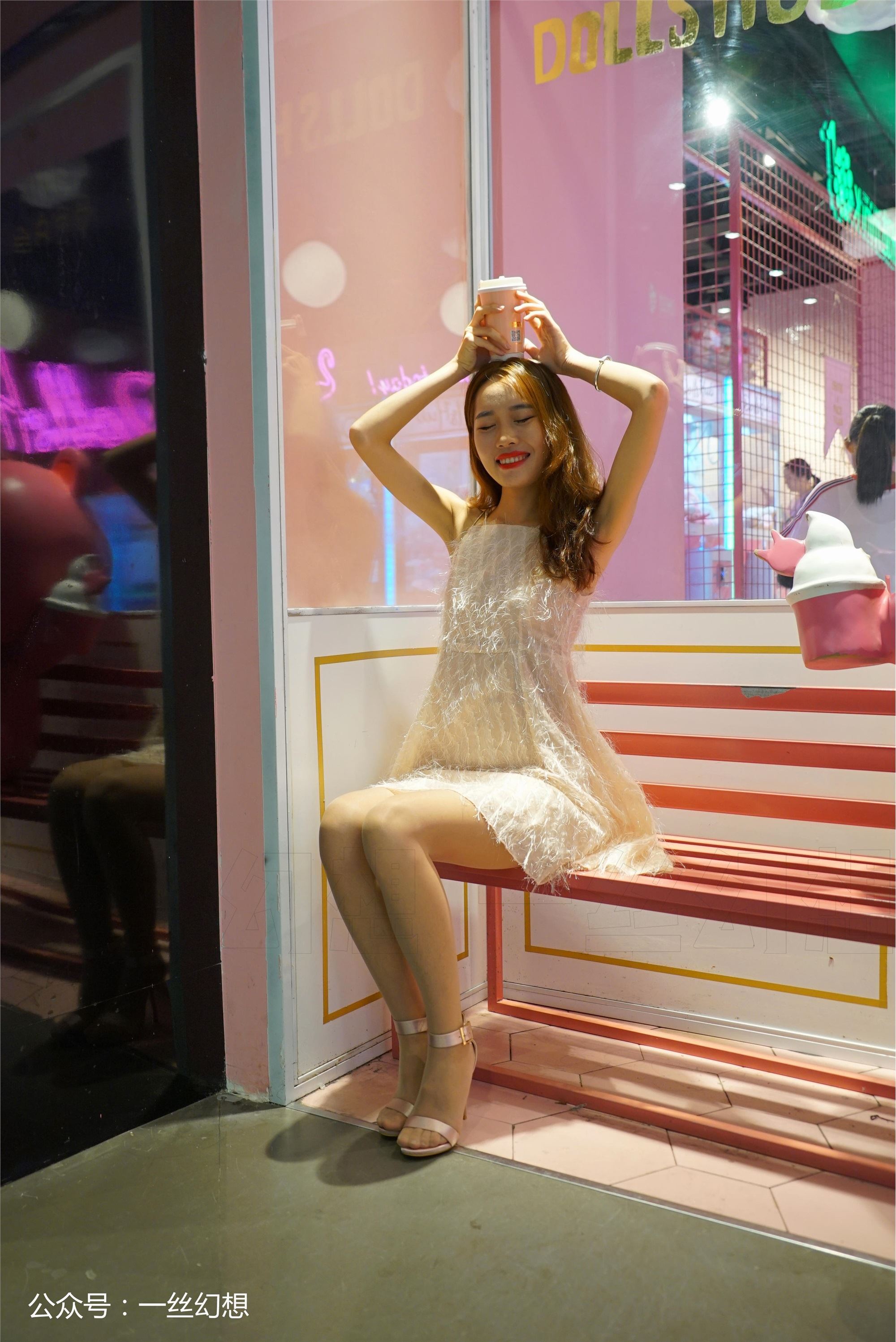 高丝女子图鉴 袜小喵×一丝幻想 NZ011 莹